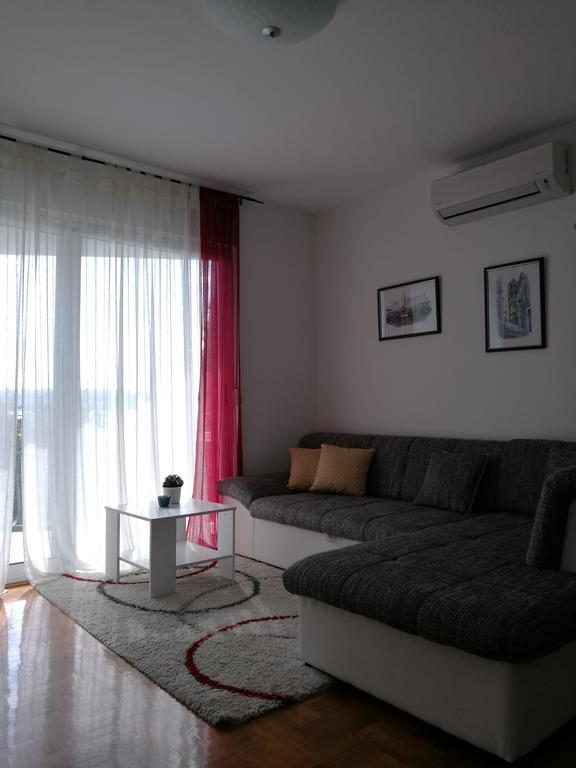 Apartments Laci Crikvenica Exterior photo